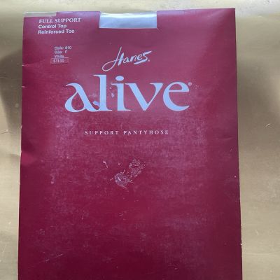 Vtg Hanes Alive Full Support Pantyhose Size. F White NWT